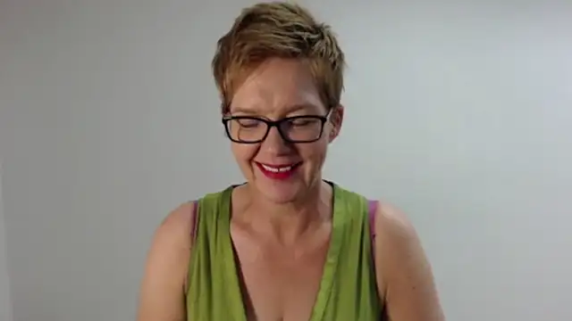 Sofie69Velvet online show from June 10, 2026, 1:10 pm