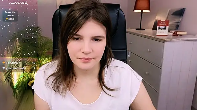 Ruyjin Choi online show from February 8, 2025, 10:50 am