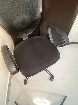 pinkys lady online show from January 5, 2026, 6:00 pm