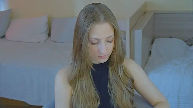 BritneyCruze online show from April 11, 2026, 9:46 am