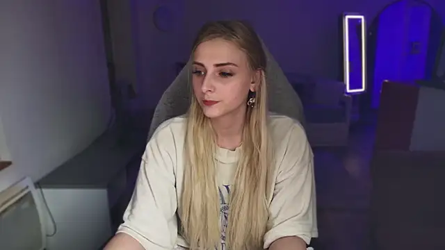 ce leste   online show from February 2, 2025, 9:56 pm