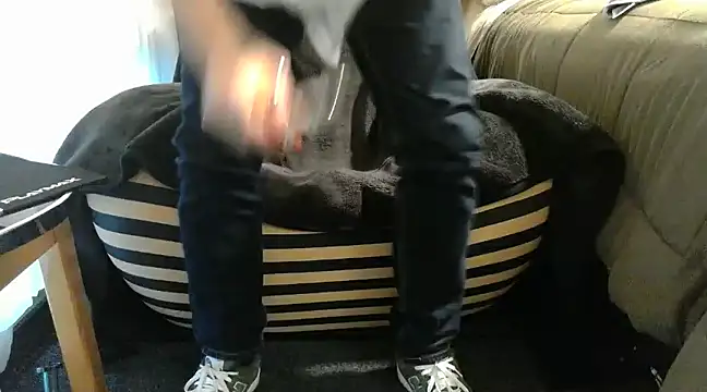 ChunkyMonkey007 online show from December 2, 2024, 6:41 am