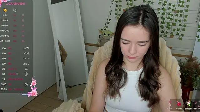 Bella XO online show from September 22, 2025, 6:04 am