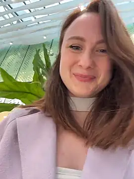 Dina Tease online show from April 3, 2026, 11:19 am