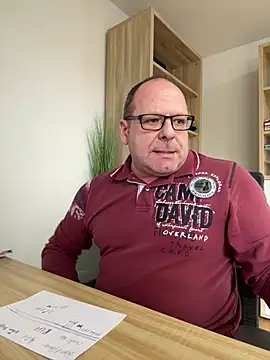 coupleLatinaLovers online show from January 10, 2025, 9:34 am