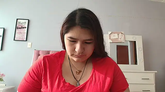 Snapshot of _69HONRY chatting on December 18, 2024, 1:02 pm  69HONRY online show from December 18, 2024, 1:02 pm