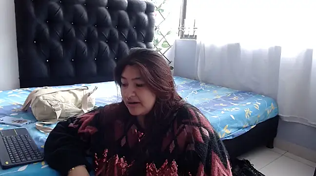 Snapshot of _69HONRY chatting on February 8, 2025, 1:33 pm  69HONRY online show from February 8, 2025, 1:33 pm