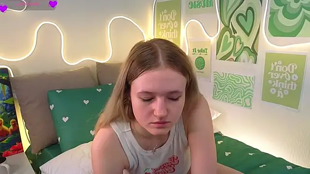 MaydaFoulk online show from January 8, 2026, 1:19 am