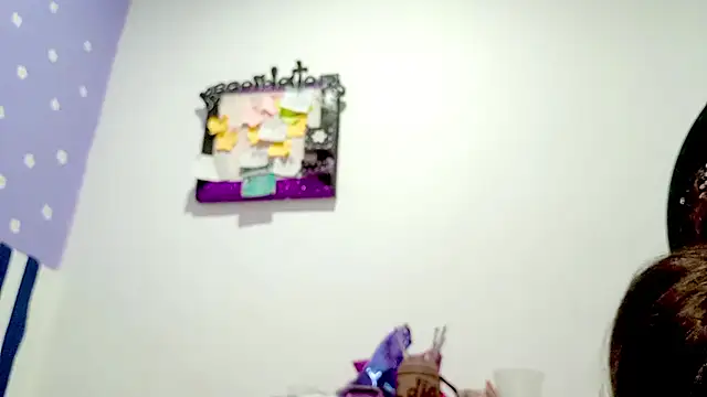 PetiteIvoryQueen19 online show from February 28, 2026, 3:29 am