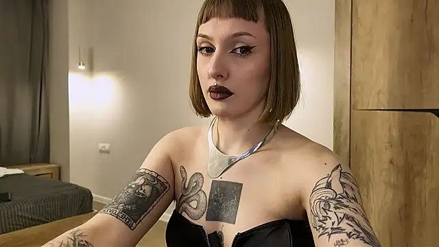 vinylstore online show from March 27, 2026, 4:29 pm