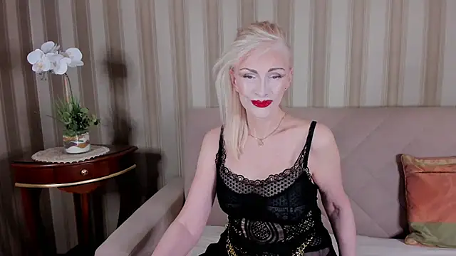 Rita Farel online show from December 20, 2025, 8:49 pm