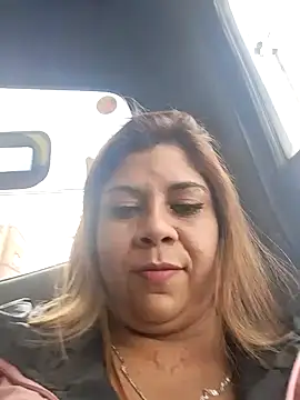 Laura-Hernandez online show from January 10, 2025, 10:46 pm