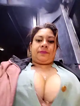 Laura-Hernandez online show from February 14, 2025, 12:41 am