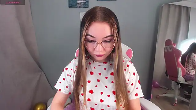 Melissa Nets online show from February 17, 2025, 6:48 pm