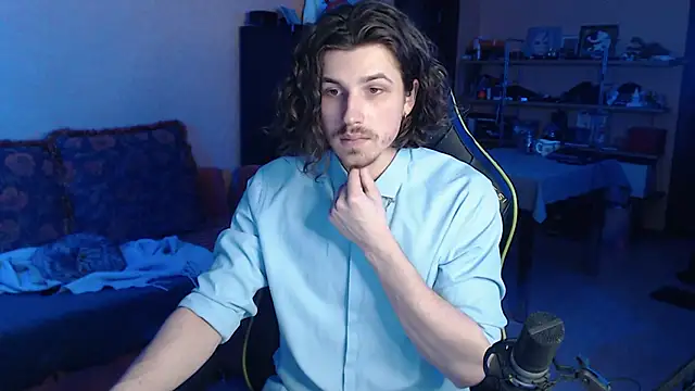 Snapshot of daddyMarty420 chatting on March 25, 2026, 5:52 pm daddyMarty420 online show from March 25, 2026, 5:52 pm