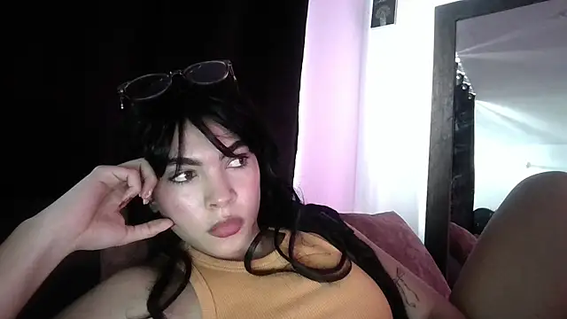 Kiri Cutee online show from March 18, 2025, 8:04 pm