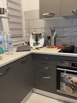 Snapshot of Porcella96 chatting on September 10, 2025, 9:15 pm Porcella96 online show from September 10, 2025, 9:15 pm