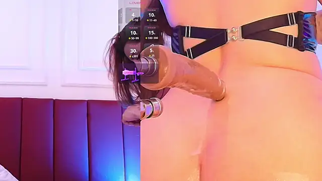 Luna monroe  online show from November 8, 2025, 10:59 am