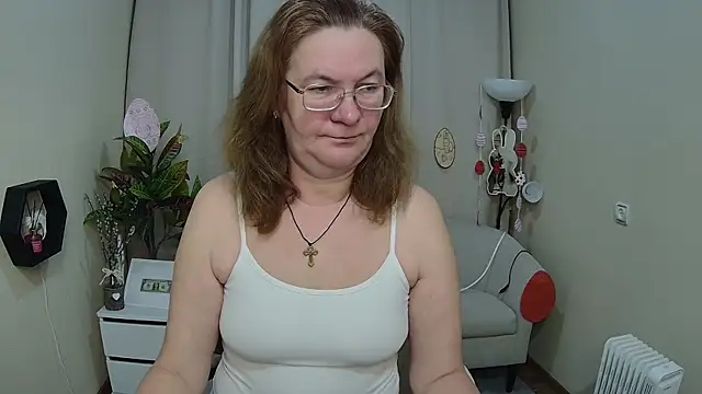 HolyMilfa online show from April 14, 2026, 6:52 am