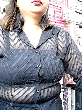 Snapshot of QueenHaryana chatting on March 22, 2025, 9:02 am QueenHaryana online show from March 22, 2025, 9:02 am