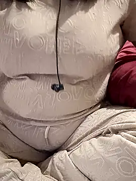 Snapshot of QueenHaryana chatting on January 10, 2026, 4:20 pm QueenHaryana online show from January 10, 2026, 4:20 pm