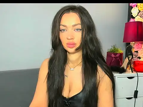 OliviaFantasy online show from March 17, 2026, 7:23 am