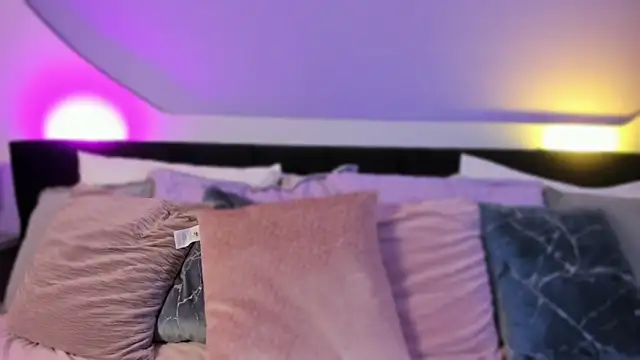 Snapshot of Lilou_albrecht chatting on February 16, 2026, 7:54 pm Lilou albrecht online show from February 16, 2026, 7:54 pm