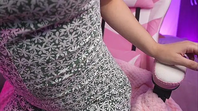 Snapshot of Lilou_albrecht chatting on March 3, 2026, 12:44 pm Lilou albrecht online show from March 3, 2026, 12:44 pm