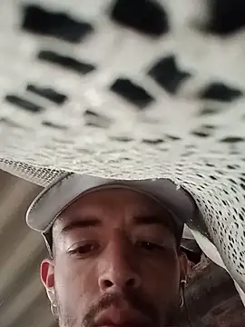 Aaronkiller online show from June 18, 2026, 10:36 pm