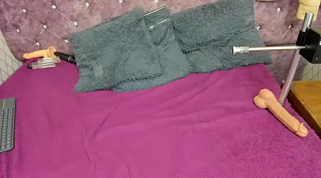 VALENTINA3x online show from March 17, 2025, 6:29 am