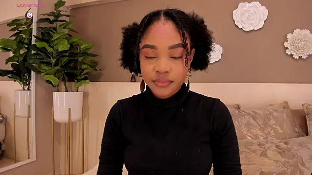 AriaFoster online show from November 11, 2025, 4:12 am