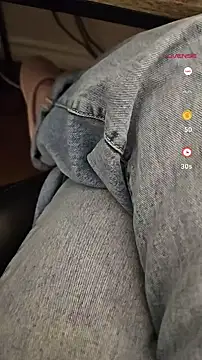 Snapshot of Kinkycouple1789 chatting on January 7, 2025, 4:08 am Kinkycouple1789 online show from January 7, 2025, 4:08 am