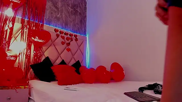 megan 100 online show from February 16, 2025, 6:43 pm