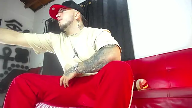 Dexter-T online show from December 3, 2024, 6:04 am