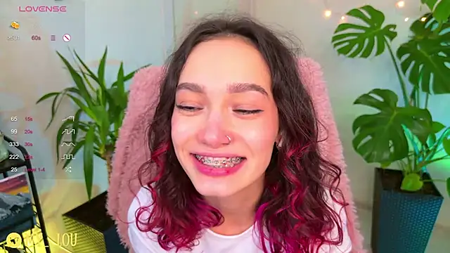 MyLou  online show from December 8, 2024, 7:43 pm