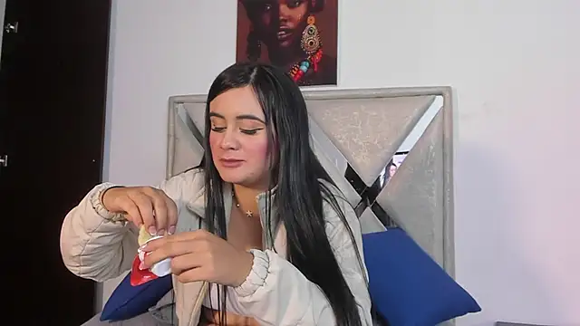 Dulce amg online show from October 7, 2025, 1:25 am