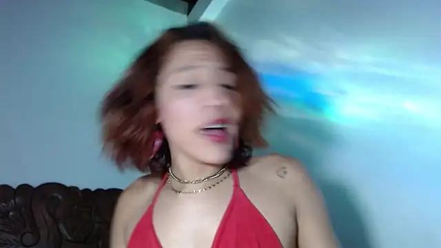 alexandra lorens online show from December 12, 2024, 9:26 pm