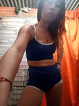 Snapshot of samy-blonde chatting on February 25, 2025, 12:34 pm samy-blonde online show from February 25, 2025, 12:34 pm
