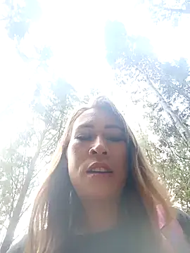 Snapshot of samy-blonde chatting on March 9, 2025, 6:43 pm samy-blonde online show from March 9, 2025, 6:43 pm