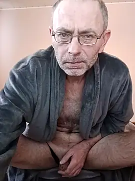 BesterJunge45 online show from February 18, 2025, 9:10 am