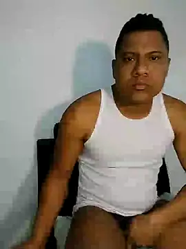 latinblack01 online show from December 4, 2024, 6:39 pm