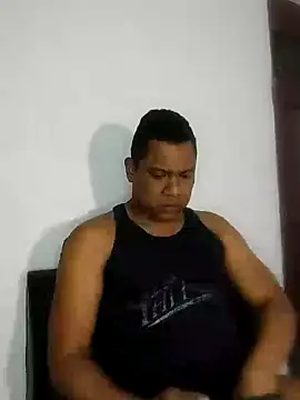 latinblack01 online show from December 9, 2024, 7:39 pm