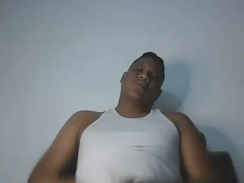 latinblack01 online show from October 2, 2025, 3:46 am
