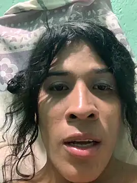 Snapshot of La_Perversa69 chatting on October 21, 2025, 1:28 am La Perversa69 online show from October 21, 2025, 1:28 am