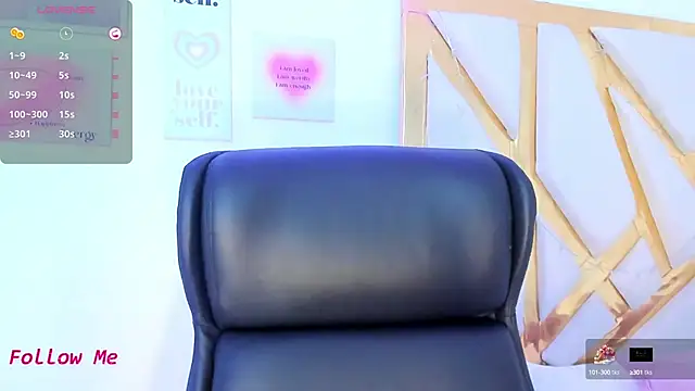 LanaJones  online show from September 24, 2025, 12:08 pm