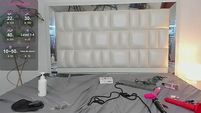 Alhana pulido online show from December 5, 2024, 1:36 am