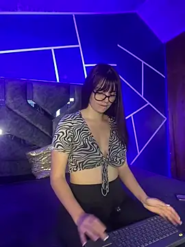 Snapshot of angel_natural chatting on January 21, 2025, 7:28 pm angel natural online show from January 21, 2025, 7:28 pm
