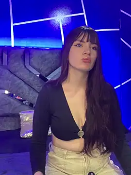 Snapshot of angel_natural chatting on February 3, 2025, 7:00 pm angel natural online show from February 3, 2025, 7:00 pm