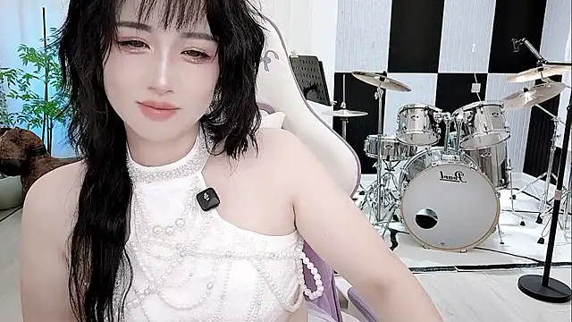 Vaness-a online show from September 15, 2025, 8:42 pm