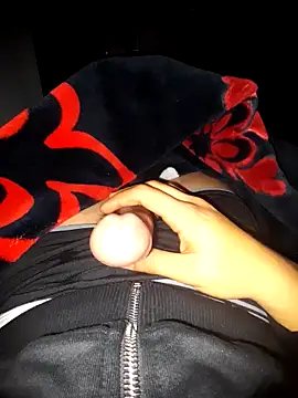 Snapshot of Hazembahloul chatting on February 28, 2026, 10:00 pm Hazembahloul online show from February 28, 2026, 10:00 pm